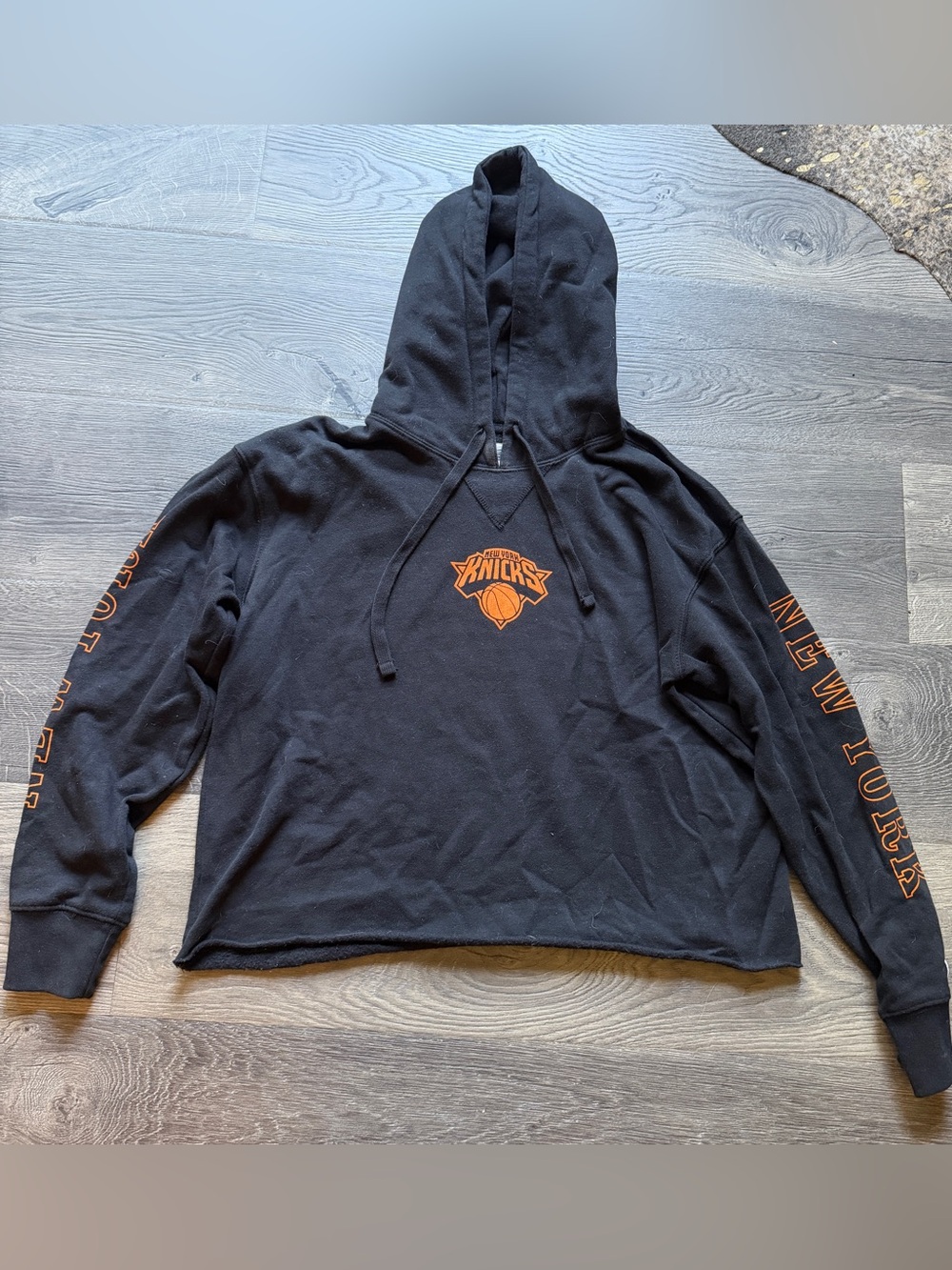 Tailgate New York Knicks cropped hoodie sweatshirt black medium M
